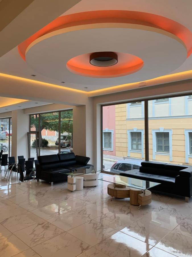 Hotel Banbus Loutra Edipsou  Extérieur photo