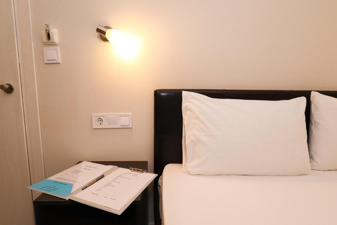 Hotel Banbus Loutra Edipsou  Extérieur photo