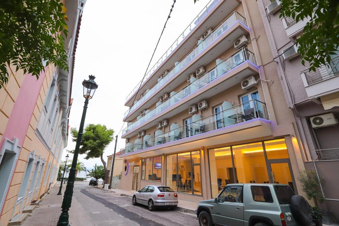 Hotel Banbus Loutra Edipsou  Extérieur photo